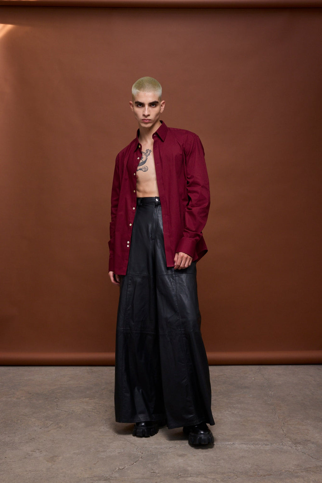 Pantalon cuero negro 