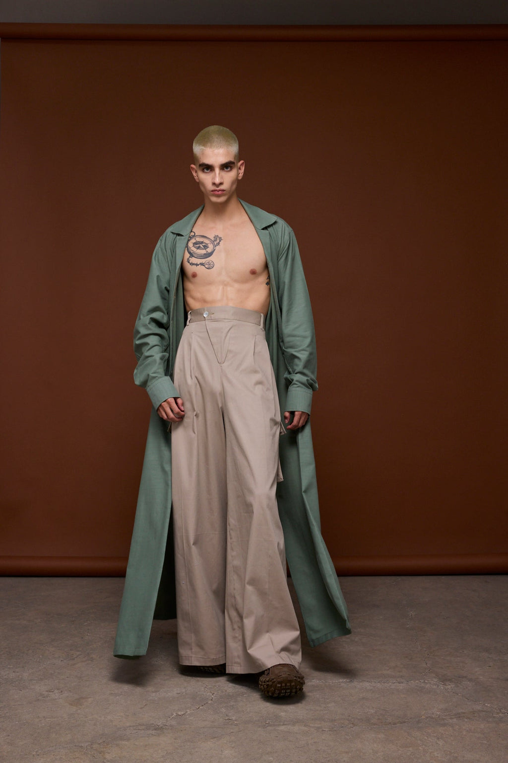 Pantalon pretina cruzada