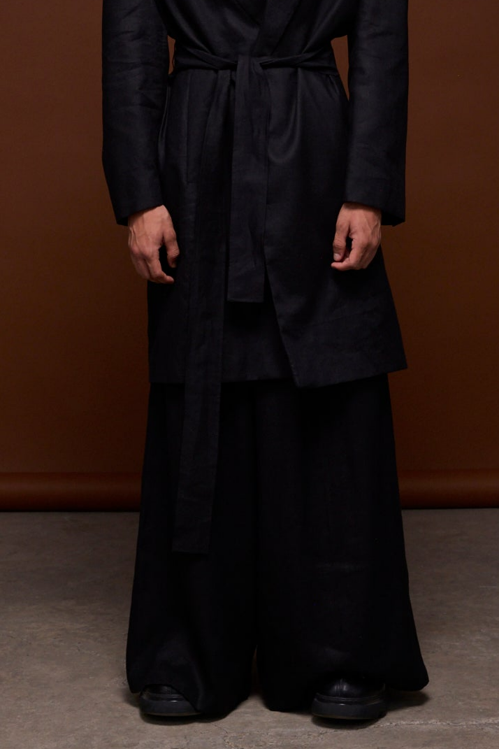 Mavre Black Linen Pants