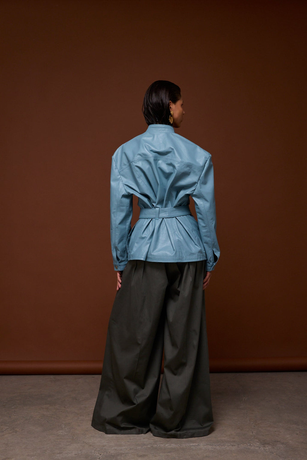 Pantalon gris plomo 
